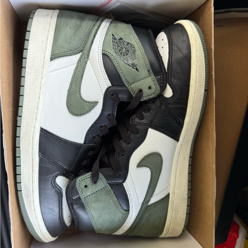 AIR JORDAN 1 RETRO HIGH OG BEST HAND IN THE HAME